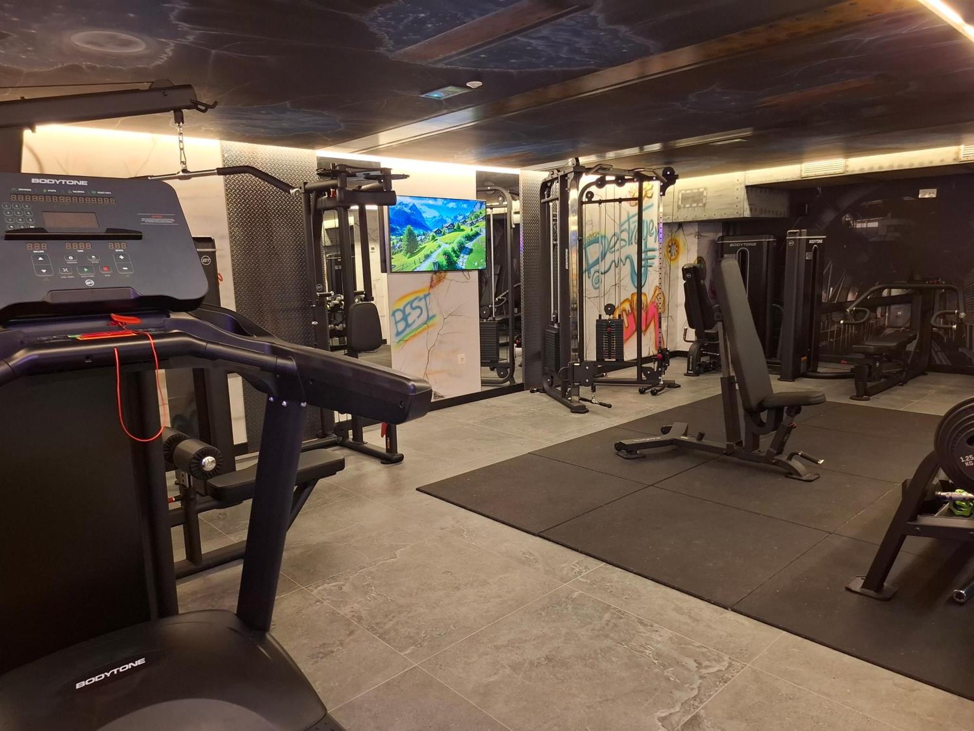 Apartamentos Turisticos Identia Sport León Esterno foto